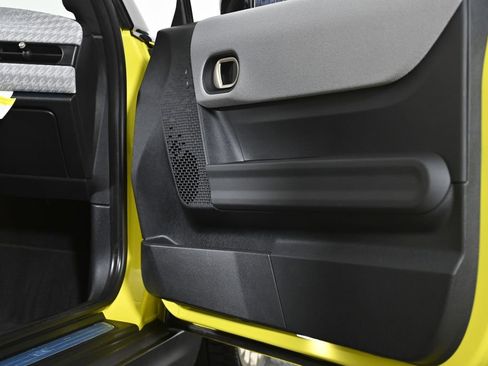 Certified 2025 MINI Cooper S image 30