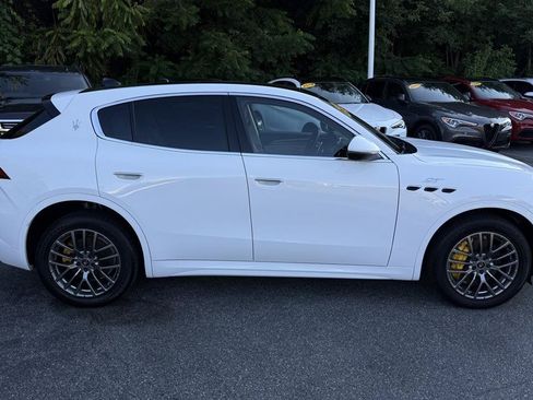 Used 2023 Maserati Grecale GT AWD/4WD image 20