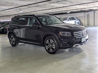 Used 2025 Mercedes-Benz GLB 250 video 3