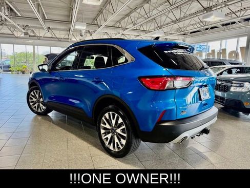 Used 2020 Ford Escape Titanium image 6