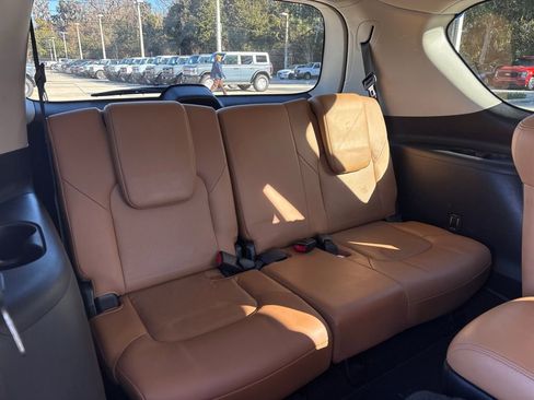 Used 2017 Nissan Armada Platinum w/ Captain Seat Package image 33