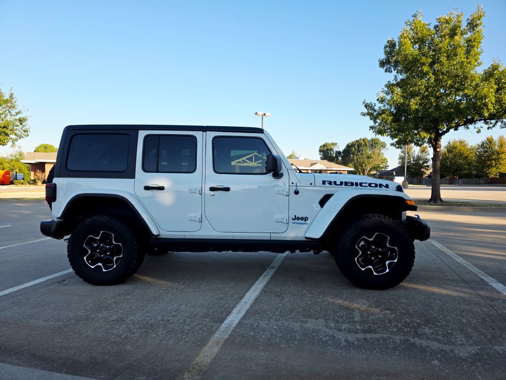 Used 2022 Jeep Wrangler Unlimited Rubicon 4xe w/ Cold Weather Group AWD/4WD image 20