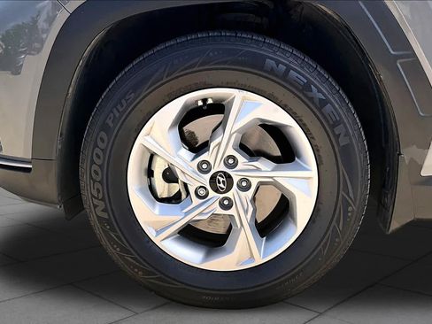 Used 2024 Hyundai Tucson SE FWD image 10