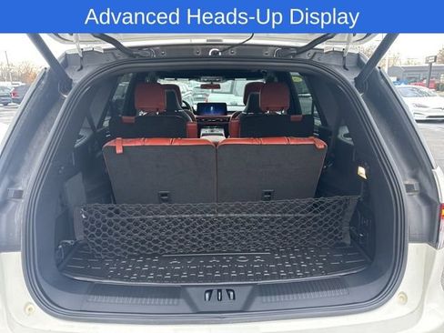 Used 2025 Lincoln Aviator Reserve w/ Equipment Group 201A image 11
