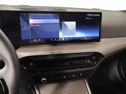 Used 2025 BMW 430i Coupe image 5