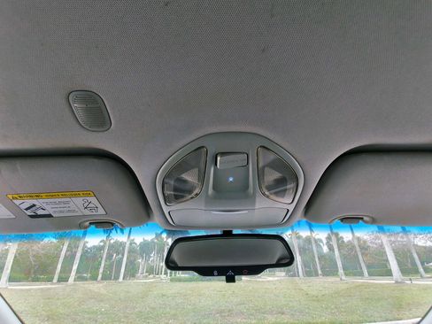 Used 2013 Hyundai Santa Fe Sport FWD image 25