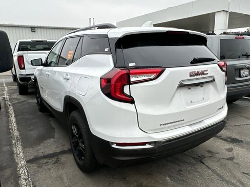 Used 2023 GMC Terrain AT4 image 3