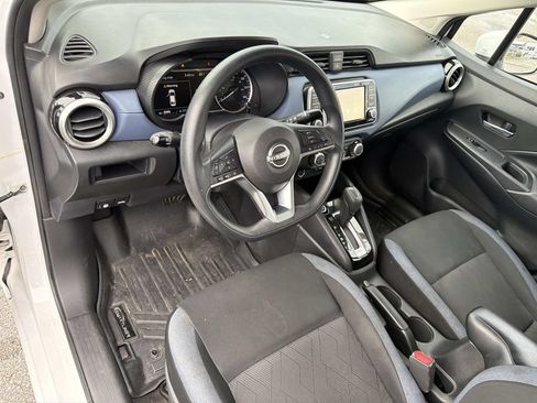 Used 2023 Nissan Versa SV w/ Trunk Package FWD image 18