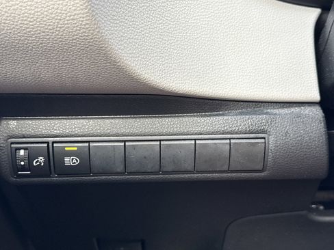 Used 2023 Toyota Corolla LE FWD image 17