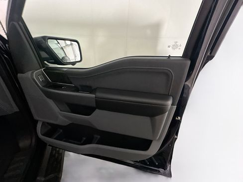 Used 2023 Ford F150 Lightning XLT image 31