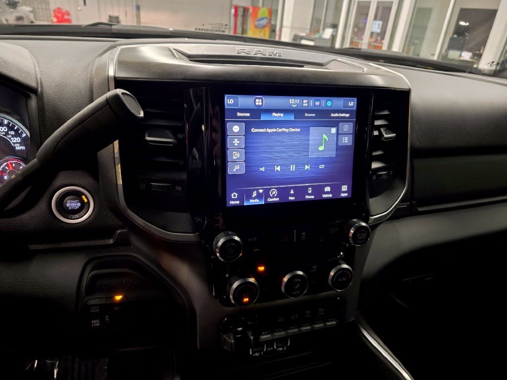 Used 2024 RAM 3500 Big Horn w/ Night Edition AWD/4WD image 23