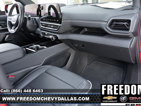 New 2025 Chevrolet Silverado EV LT image 12