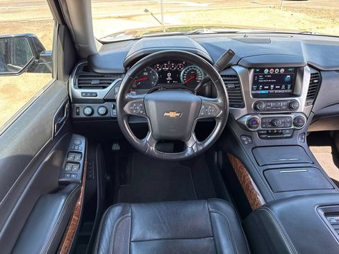 Used 2018 Chevrolet Tahoe Premier w/ RST 6.2L Performance Edition AWD/4WD image 22