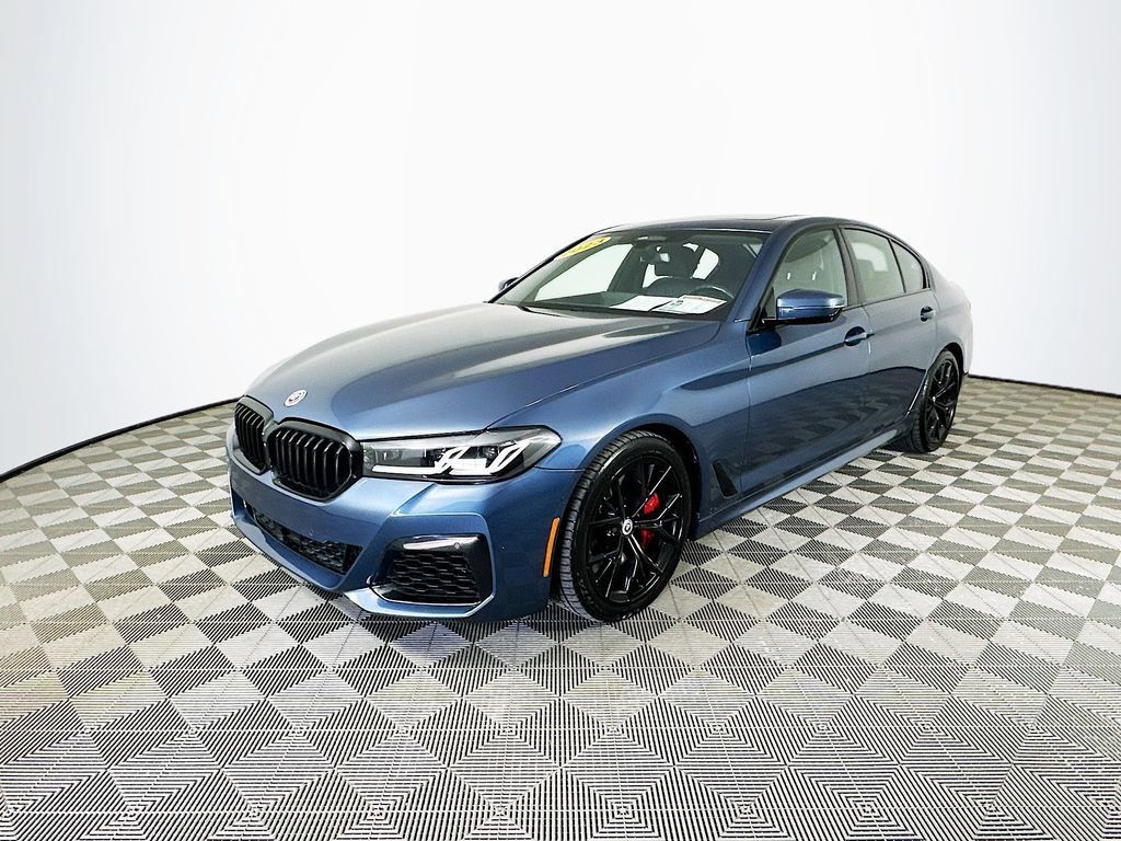 Used 2023 BMW M550i xDrive w/ Executive Package AWD/4WD image 4