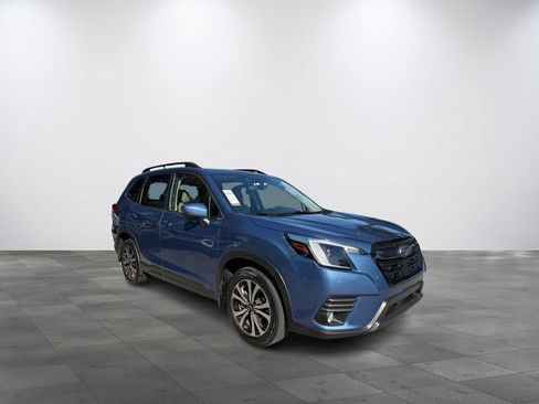 Used 2023 Subaru Forester Limited AWD/4WD image 1
