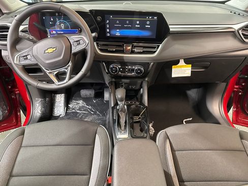 New 2026 Chevrolet TrailBlazer LT w/ Convenience Package AWD/4WD image 10