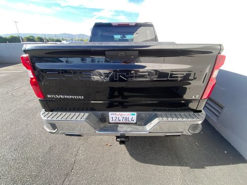 Used 2020 Chevrolet Silverado 1500 LT w/ Convenience Package AWD/4WD image 5