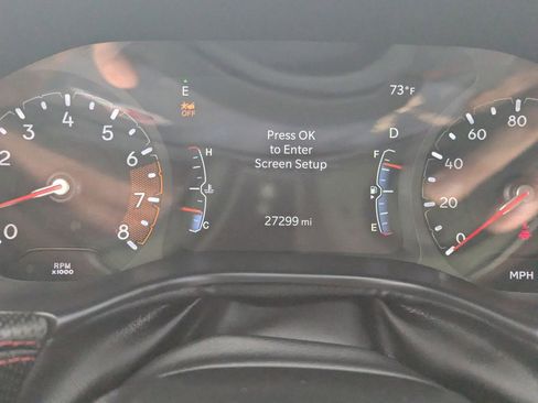 Used 2025 Jeep Compass Trailhawk image 31