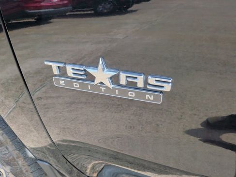 Used 2020 Chevrolet Silverado 1500 LT w/ Texas Edition image 44