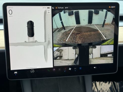 Used 2022 Tesla Model 3 RWD image 31