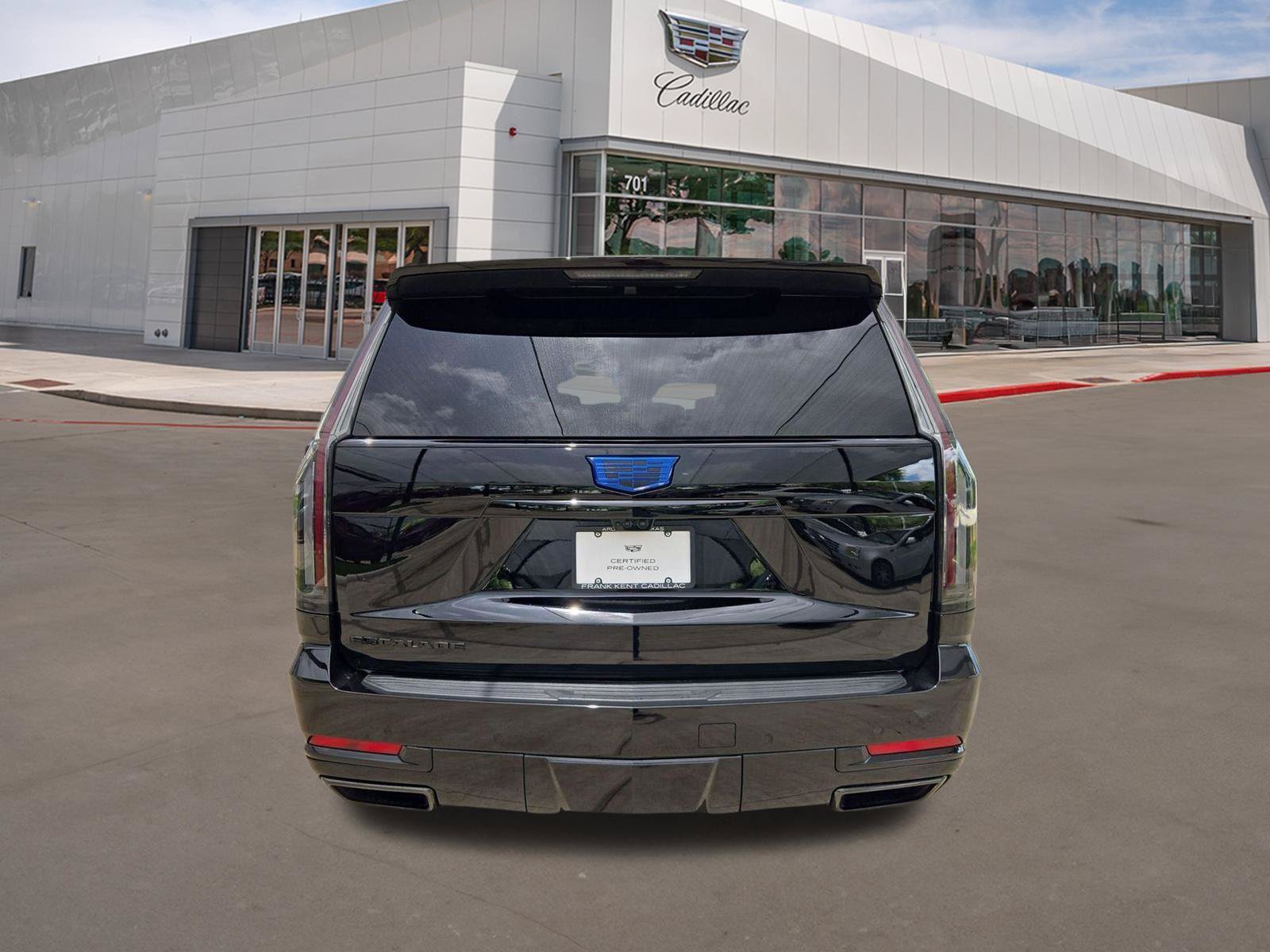 Certified 2026 Cadillac Escalade Platinum Sport w/ LPO, Floor Liner Package AWD/4WD image 5
