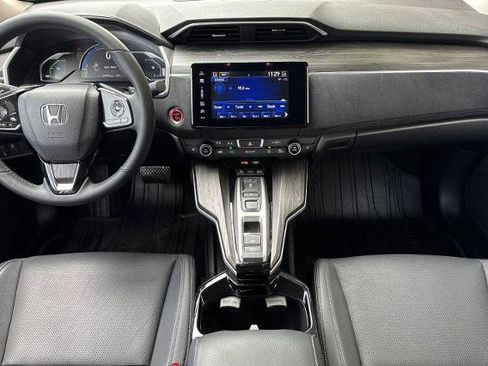 Used 2018 Honda Clarity Touring image 3