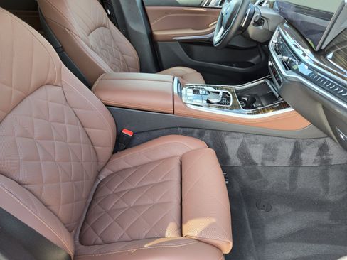Used 2024 BMW X5 sDrive40i w/ Premium Package RWD image 10