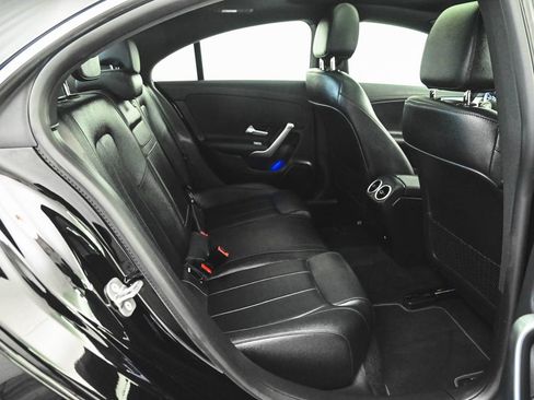 Used 2025 Mercedes-Benz CLA 250 4MATIC image 37