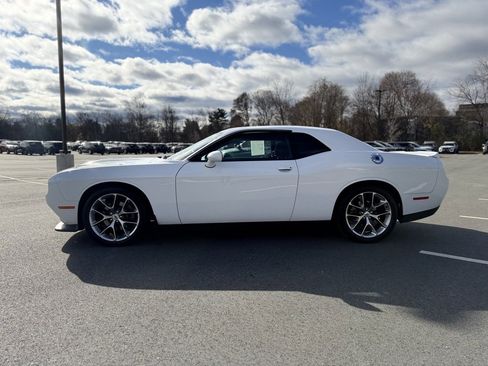 Used 2021 Dodge Challenger GT image 3