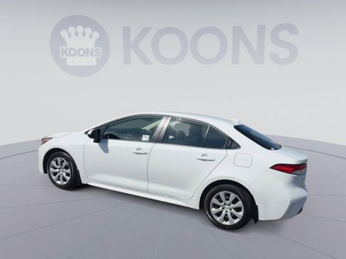 Used 2023 Toyota Corolla LE image 8