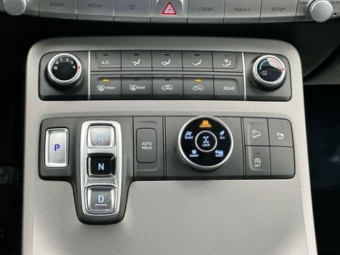 Used 2021 Hyundai Palisade SE image 18