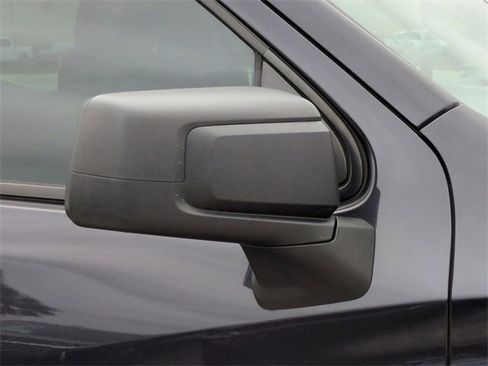 Used 2022 Chevrolet Silverado 1500 Custom image 12