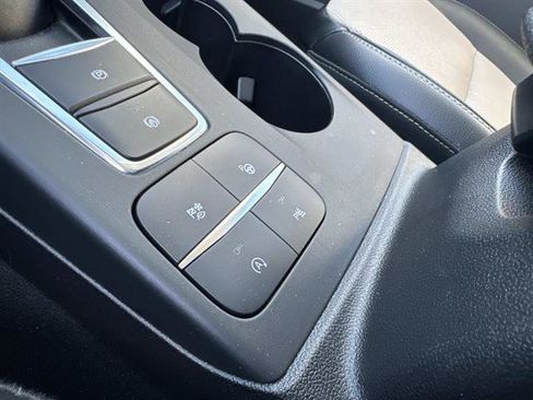 Used 2022 Ford Escape Titanium w/ Titanium Elite Package image 21