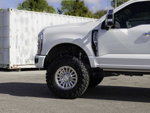 New 2026 Ford F250 Lariat w/ Chrome Package image 31