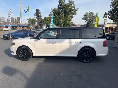 Used 2016 Ford Flex SEL w/ Equipment Group 202A image 9