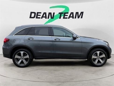 Used 2019 Mercedes-Benz GLC 300 4MATIC image 9