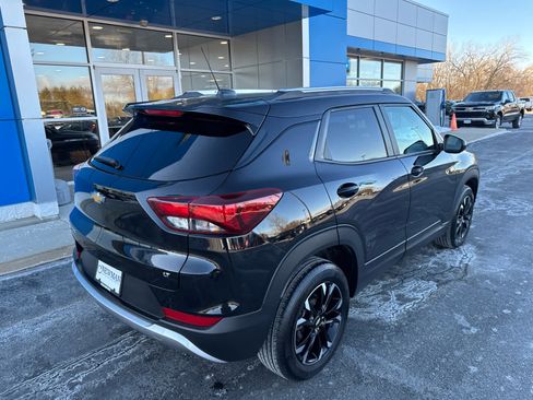 Used 2023 Chevrolet TrailBlazer LT w/ Convenience Package image 6