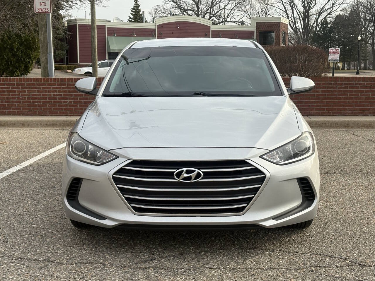 Used 2018 Hyundai Elantra SEL FWD image 5