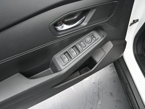 Certified 2023 Honda Accord LX image 25