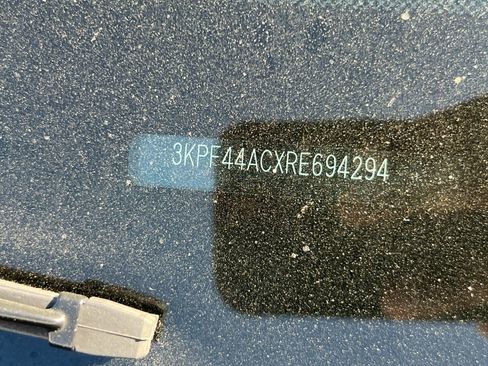 Used 2024 Kia Forte GT w/ GT2 Package FWD image 3