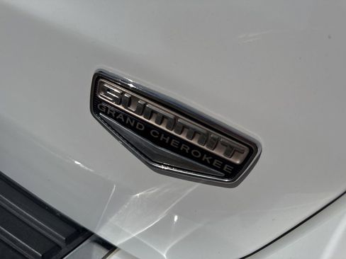 Used 2014 Jeep Grand Cherokee Summit image 8