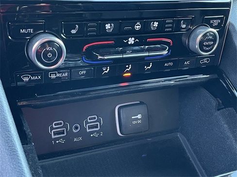 Used 2021 Jeep Grand Cherokee L Overland w/ Luxury Tech Group IV image 20