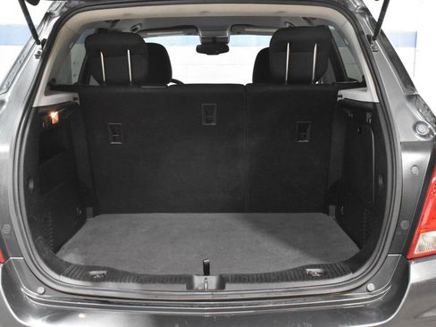Used 2020 Chevrolet Trax LT FWD image 26