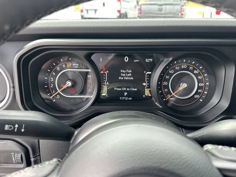 Used 2025 Jeep Gladiator Sport AWD/4WD image 26