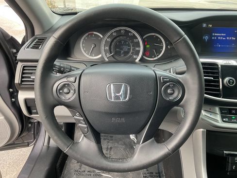 Used 2015 Honda Accord EX-L image 17