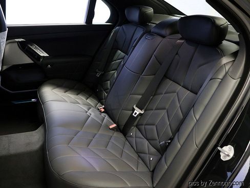 Used 2026 BMW 760i xDrive w/ Executive Package image 12