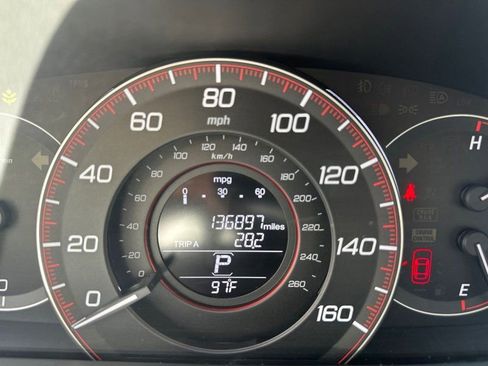Used 2014 Honda Accord Sport image 28