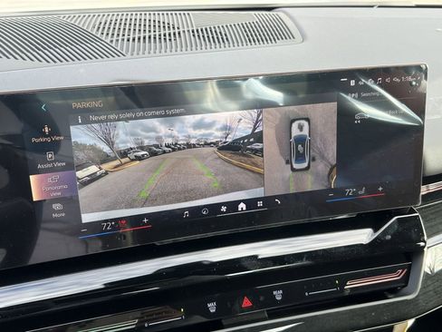 Certified 2025 BMW 530i xDrive w/ Premium Package image 16