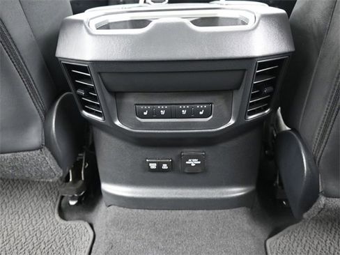 Used 2024 Toyota Tundra Platinum image 25