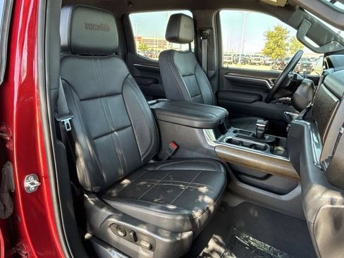 Certified 2023 Chevrolet Silverado 1500 High Country w/ Technology Package AWD/4WD image 30